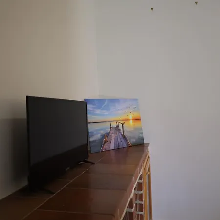 Apartment Omega Suites Nicosia *
