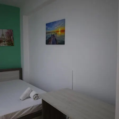 Apartment Omega Suites Nicosia
